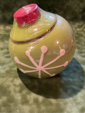Real Home Ceramic Retro Christmas Ornament Cookie Jar NWT